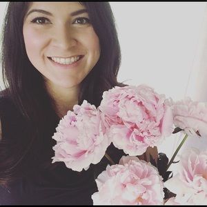 👍 MAKE OFFERS ON YOUR FAVES 💃